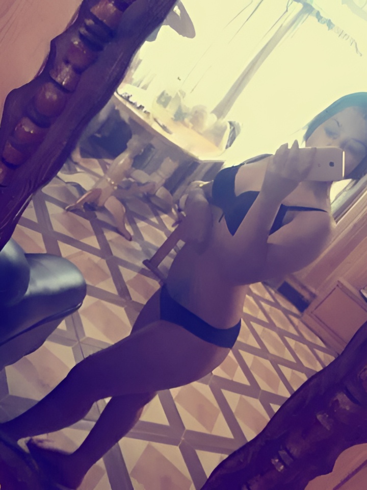 Индивидуалка Дина, доступна для личного знакомства от 2500 руб