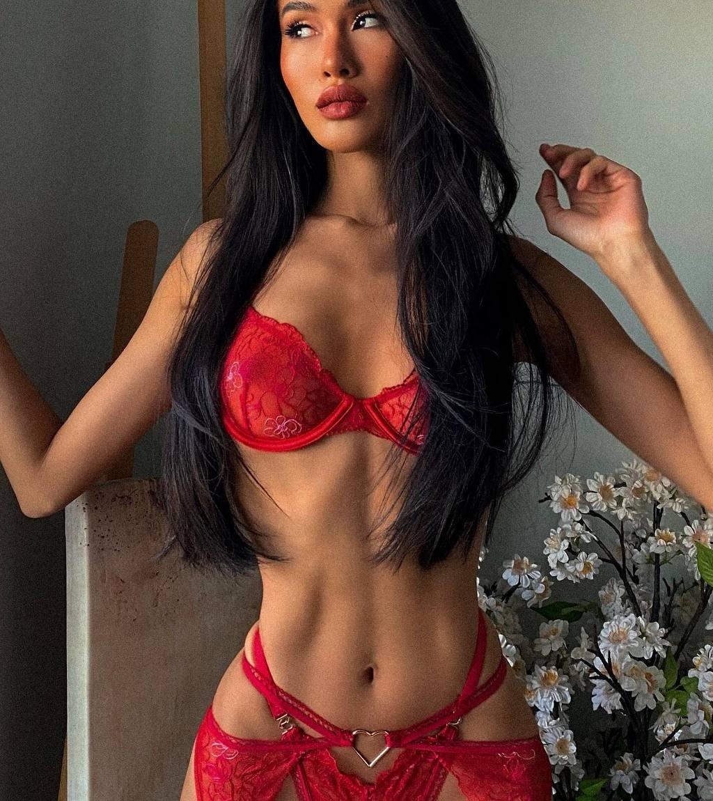 Милена привлекальеная девушка из Котласа цена от 6000 руб