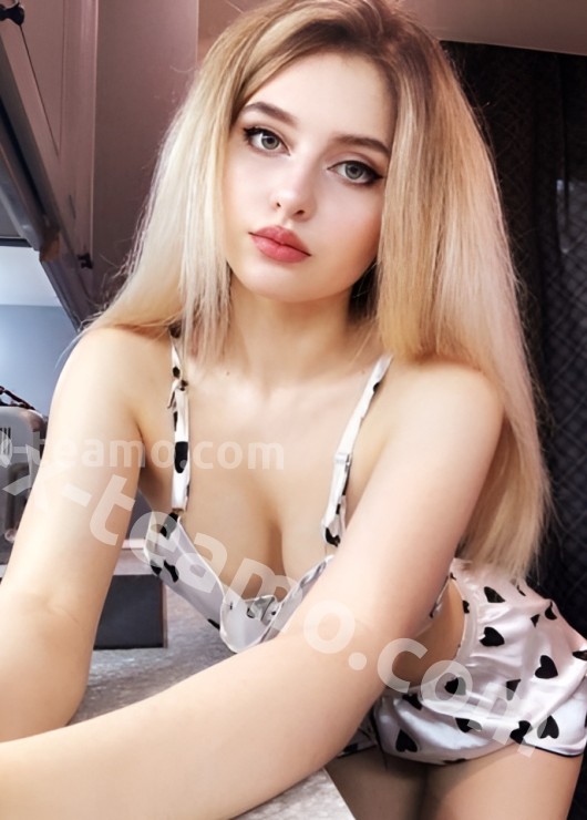 Надя привлекательная девушка из Котласа цена от 5000 руб