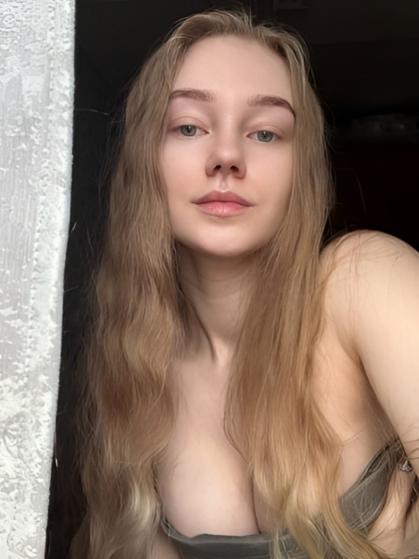 Лиза привлекательная девушка из Котласа цена от 2000 руб