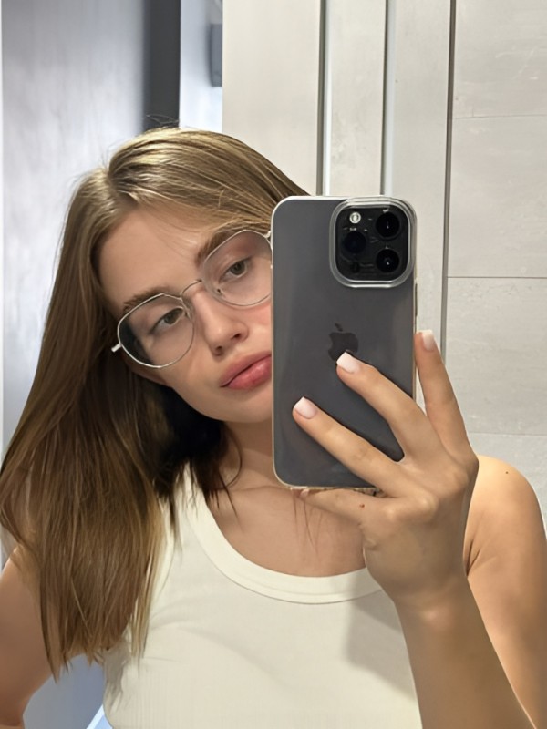 Мишель привлекательная девушка из Котласа цена от 2500 руб