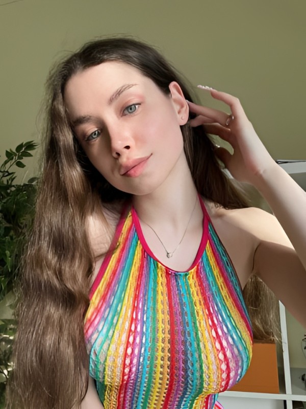 Рената привлекательная девушка из Котласа цена от 5000 руб