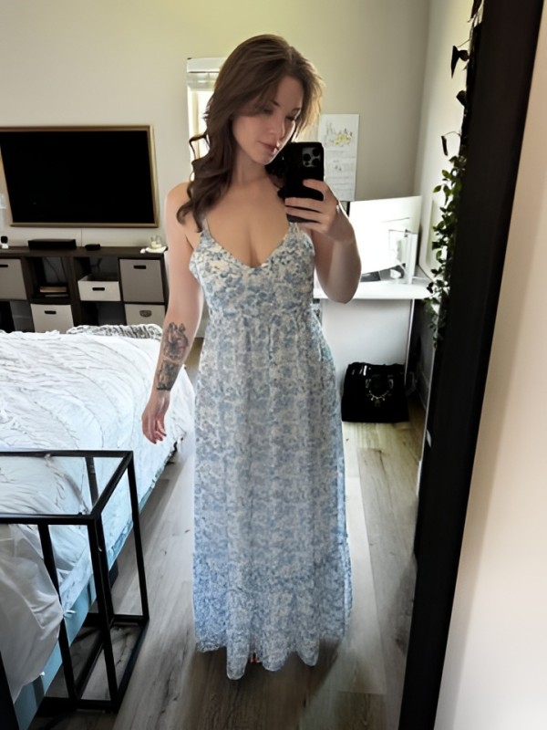 Юна привлекательная девушка из Котласа цена от 1500 руб