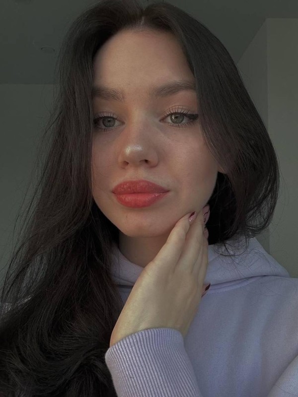 Алиска привлекательная девушка из Котласа цена от 7000 руб